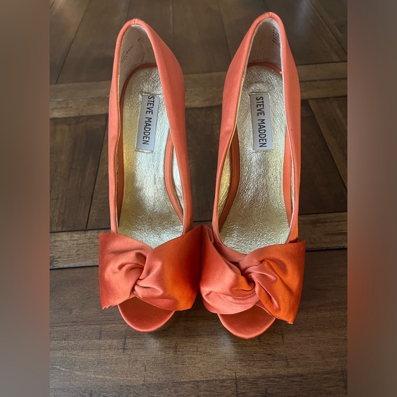 Steve Madden Moskow platform heel 7.5 - Picture 3 of 8